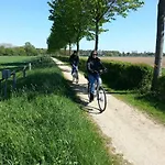 Stueer Szálloda 3*