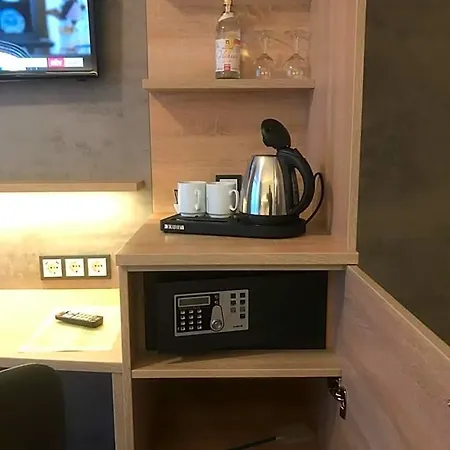 Stueer Отель